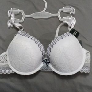 Laura Ashley comfort push up